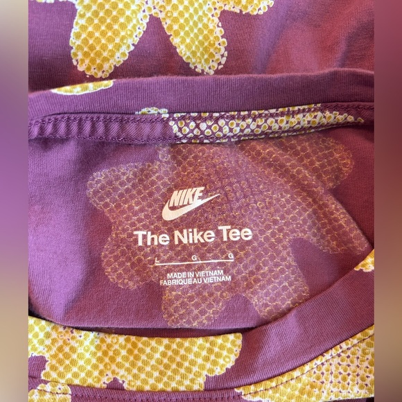 The Nike Tee Men’s Long Sleeve - Picture 5 of 5